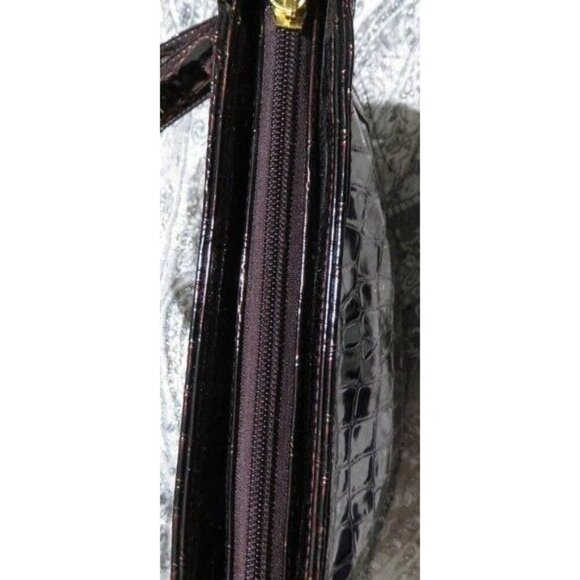 Carpisa Italian vegan leather red burgundy crocodile pattern handbag Stunning - Picture 6 of 13